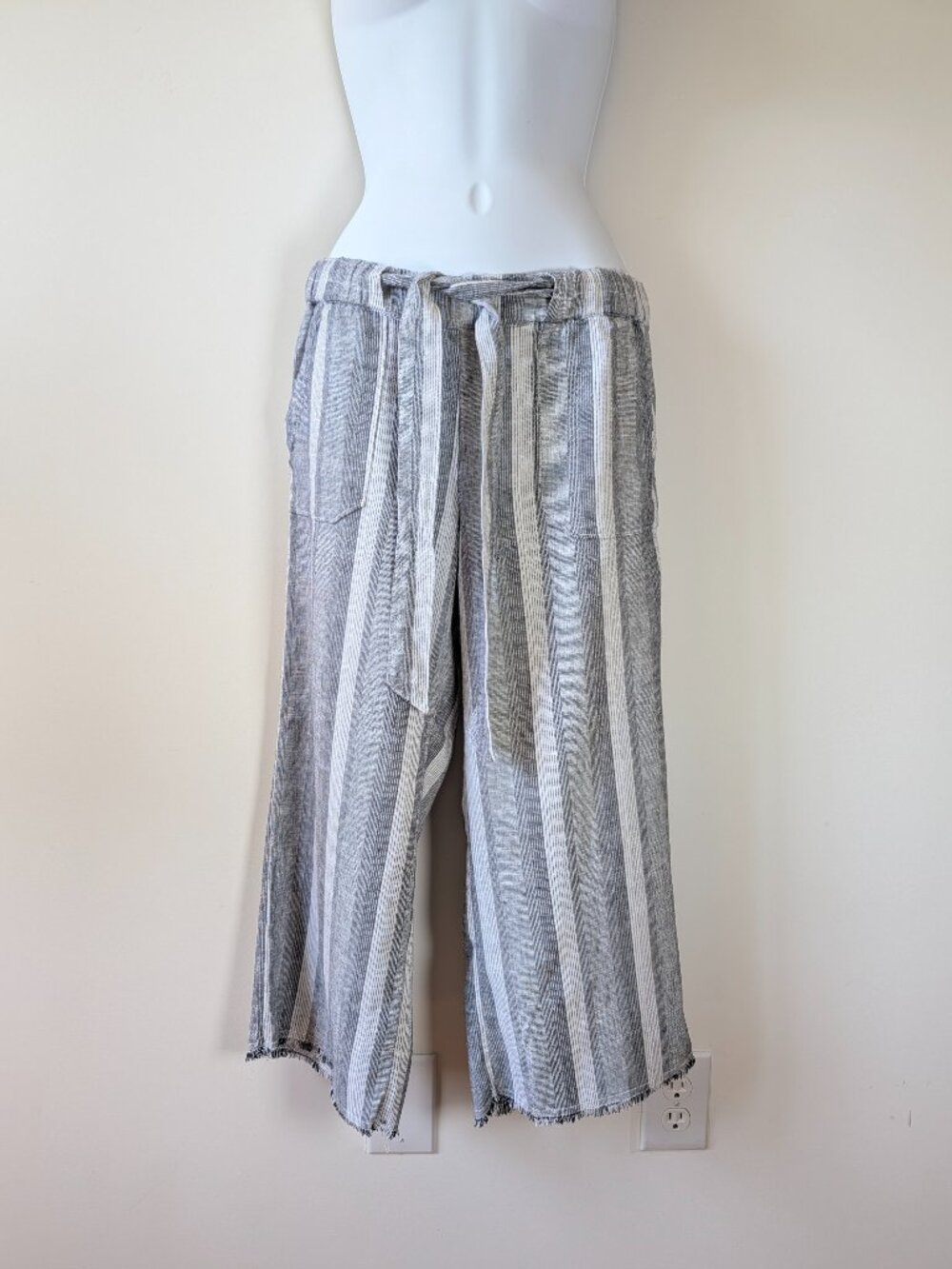 Caslon Linen Blend Crop Pants XS Gray Stripe Wide Leg Pull‑On Casual Lightweight